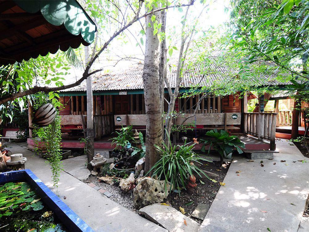 Sukhothai Guest House エクステリア 写真
