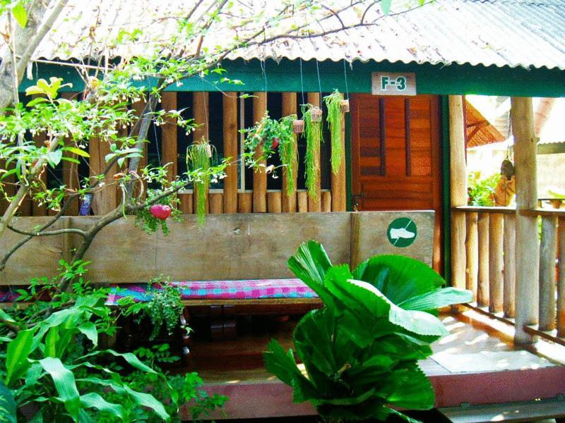 Sukhothai Guest House エクステリア 写真